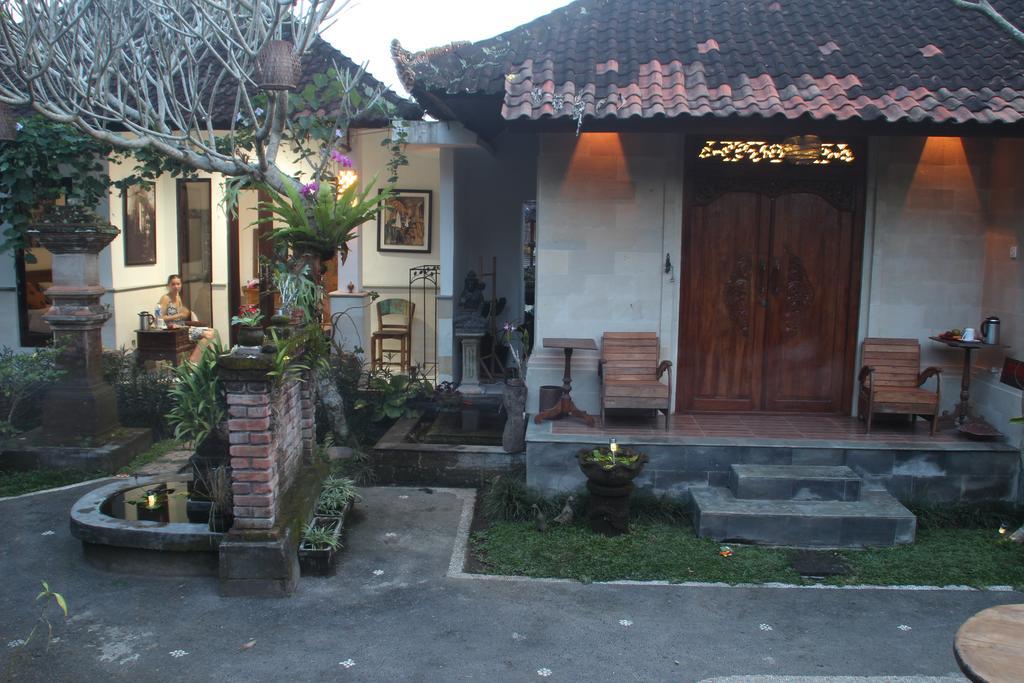 Ubud Rooms B&B ภายนอก รูปภาพ