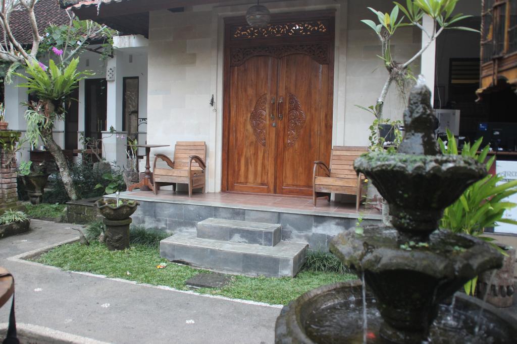 Ubud Rooms B&B ภายนอก รูปภาพ
