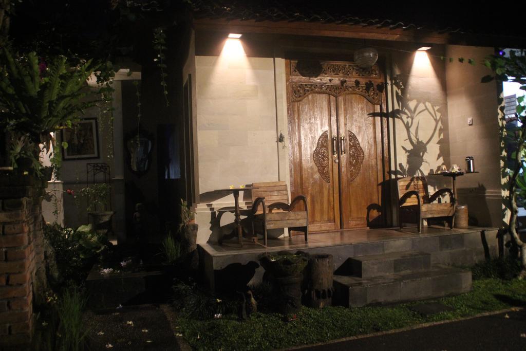 Ubud Rooms B&B ภายนอก รูปภาพ